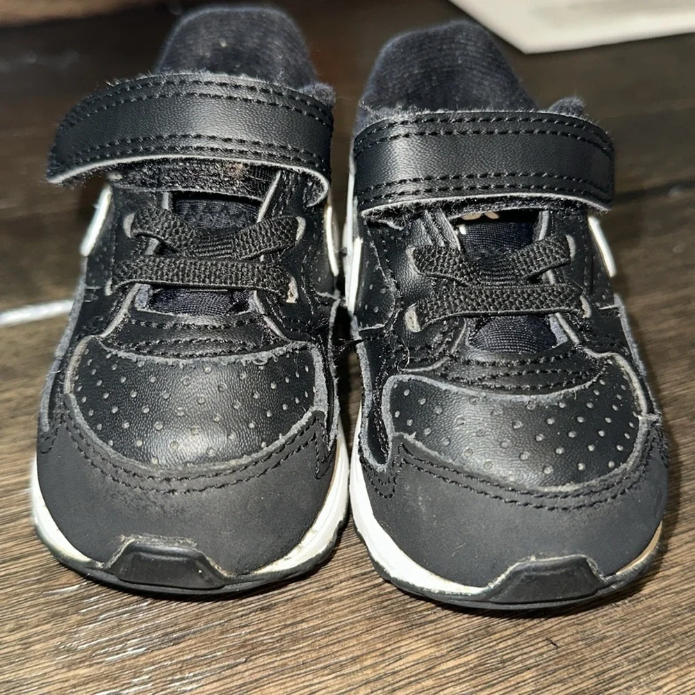 Nike‎ Air Max ST TDV Sneaker Kids Toddler 4C Black White 654289-001